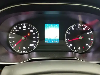 Roewe RX3