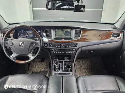 Hyundai Equus