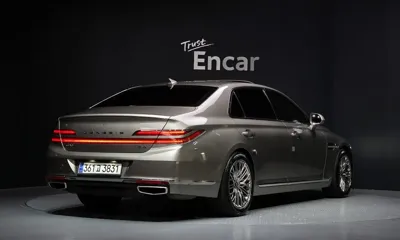 Genesis G90