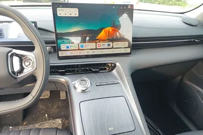 Geely Galaxy E5