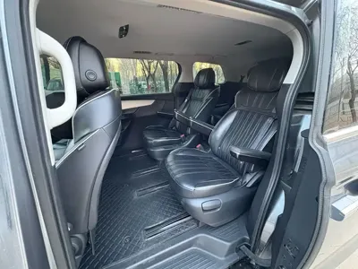 Roewe iMAX8
