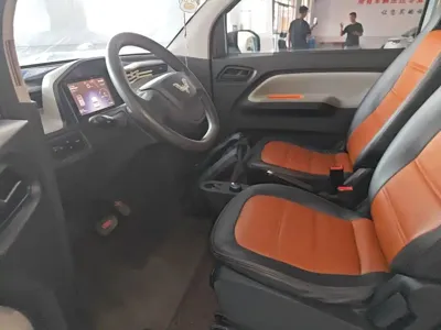 Wuling MINIEV