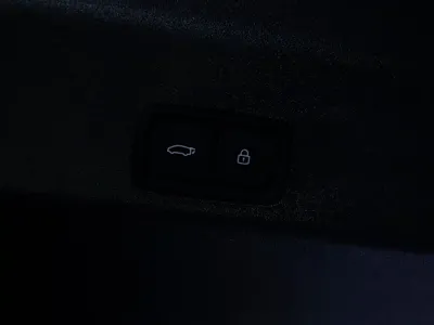 Li Auto Li MEGA