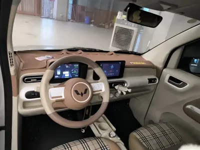 Wuling MINIEV