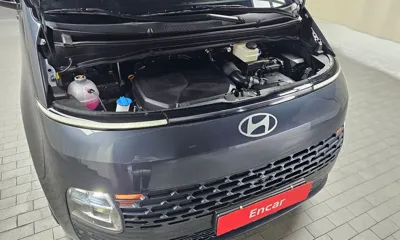 Hyundai Staria