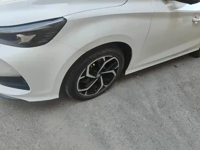 MG MG5