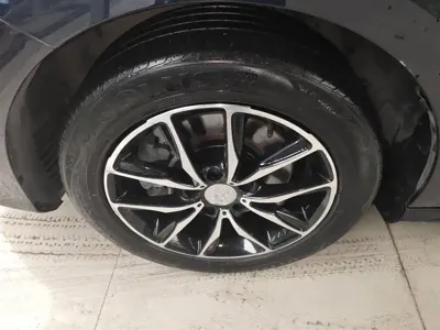 BYD MAX