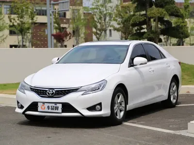 Toyota Reiz