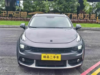 Lynk & Co 02