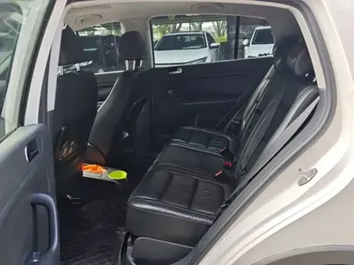 Volkswagen Golf (Import)