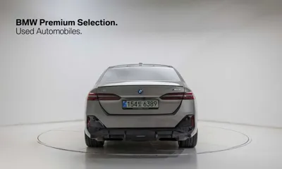 BMW i5