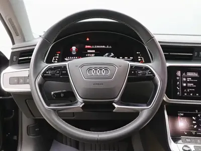Audi A7L