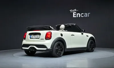 MINI Cooper Convertible