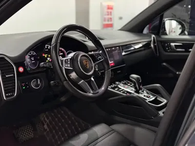 Porsche Cayenne Hybrid