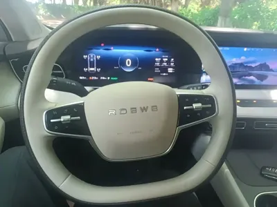 Roewe D7