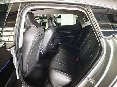 Xpeng P7