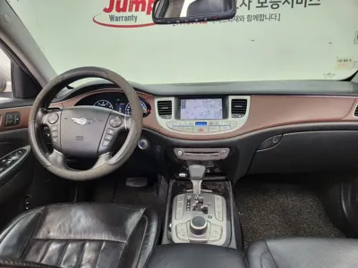 Hyundai Genesis