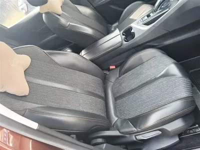 Peugeot 4008
