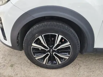 Kia KX1