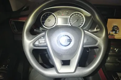 Nissan Lannia