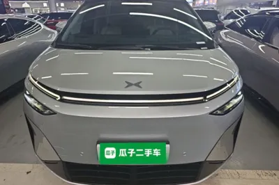 Xpeng X9
