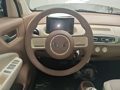 Wuling MINIEV