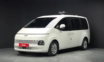 Hyundai Staria
