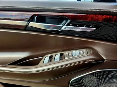 Genesis EQ900