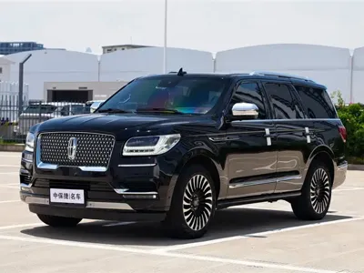 Lincoln Navigator