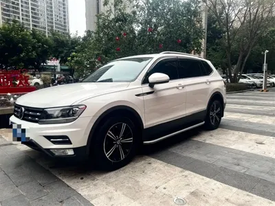 Volkswagen Tiguan L