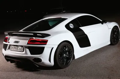 Audi R8