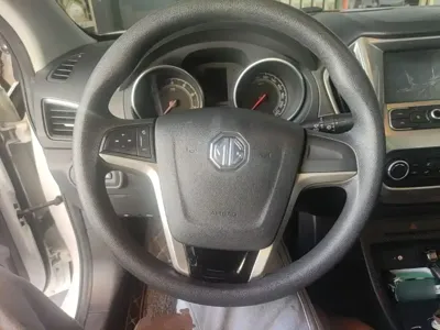 MG MG GT
