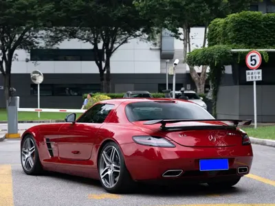 Mercedes-Benz SLS AMG