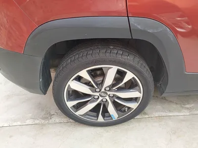 JAC Group Refine S4