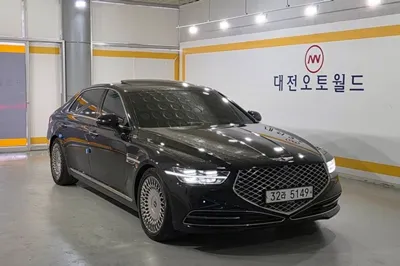 Genesis G90