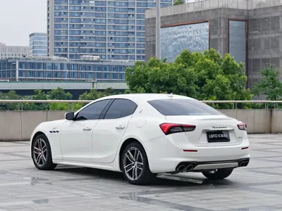 Maserati Ghibli