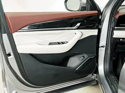 Geely Xingyue L