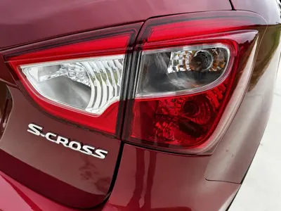 Suzuki S-Cross