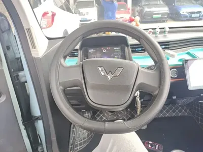 Wuling MINIEV