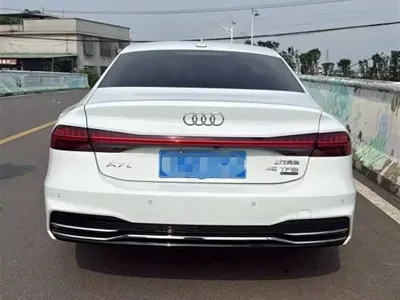 Audi A7L