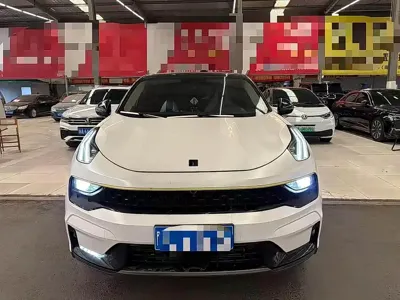 Lynk & Co 05