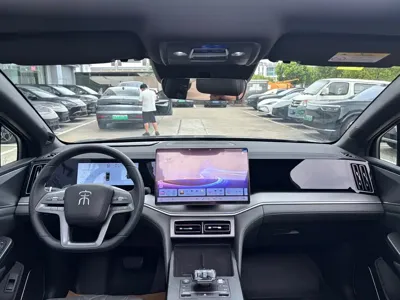 BYD L DM-i