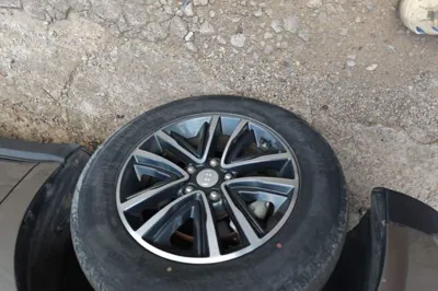 Geely Auto Vision X6