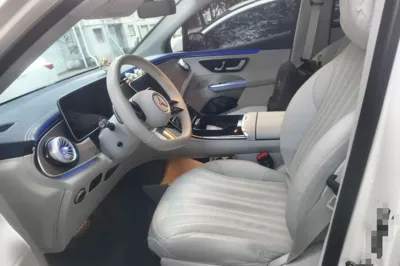 Mercedes-Benz EQE SUV