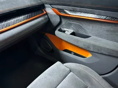 Zeekr 001