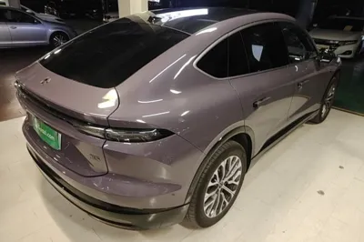 Nio EC6