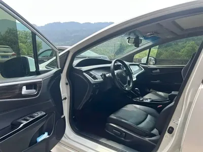 Honda Jade