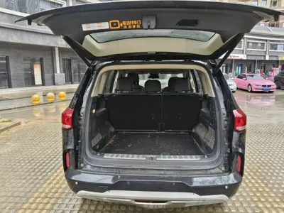 大通 D90