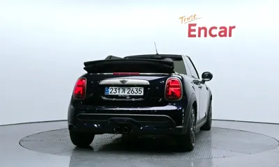 MINI Cooper Convertible