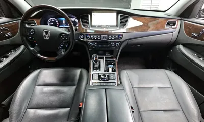 Hyundai Equus